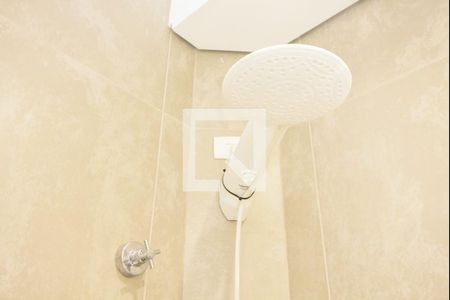 Casa de condomínio à venda com 136m², 3 quartos e 2 vagasBanheiro 01