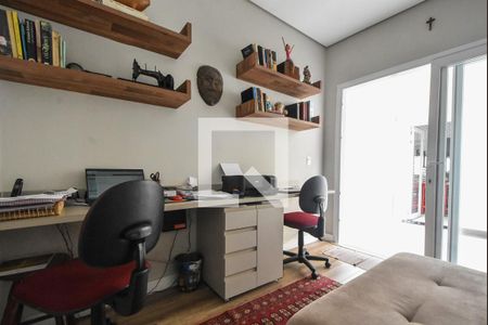 Casa de condomínio à venda com 136m², 3 quartos e 2 vagasQuarto 03 - Home Office