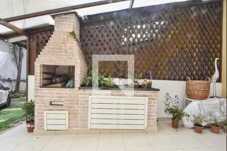 Casa de condomínio à venda com 136m², 3 quartos e 2 vagasGaragem Churrasqueira