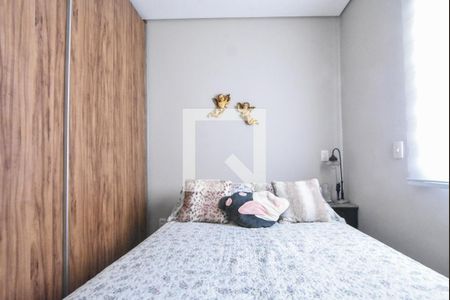 Casa de condomínio à venda com 136m², 3 quartos e 2 vagasQuarto 02