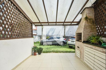 Casa de condomínio à venda com 136m², 3 quartos e 2 vagasGaragem Churrasqueira