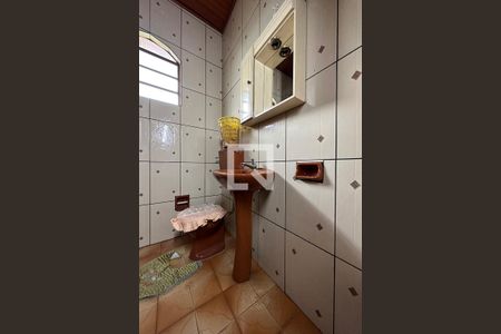 Casa à venda com 196m², 3 quartos e 1 vagaBanheiro 2 