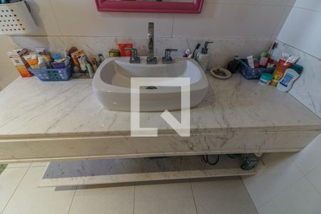 Apartamento à venda com 262m², 3 quartos e 2 vagasSuíte 2 - Banheiro