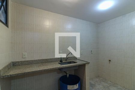 Apartamento à venda com 262m², 3 quartos e 2 vagasÁrea comum - Salão de festas - Cozinha