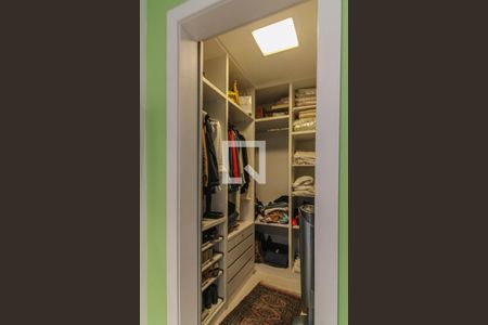 Apartamento à venda com 262m², 3 quartos e 2 vagasSuíte 1 - Closet