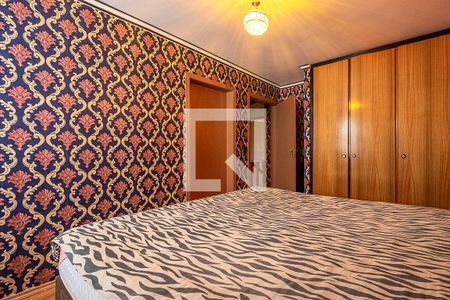 Casa à venda com 440m², 4 quartos e 4 vagas Casa à venda com 440m², 4 quartos e 4 vagasSuíte 3