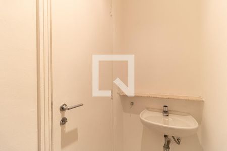 Lavabo de apartamento para alugar com 2 quartos, 47m² em Aclimação, São Paulo