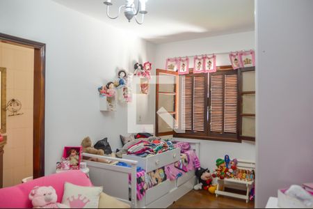 Casa à venda com 500m², 4 quartos e 6 vagas Casa à venda com 500m², 4 quartos e 6 vagasQuarto 4 - Suíte