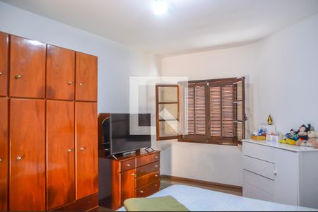 Casa à venda com 500m², 4 quartos e 6 vagas Casa à venda com 500m², 4 quartos e 6 vagasQuarto 3 - Suíte