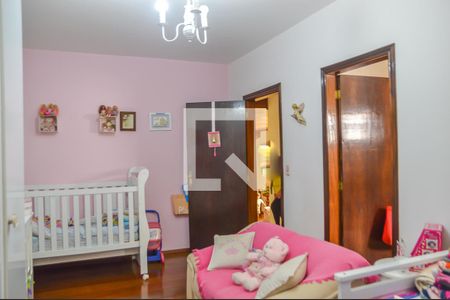 Casa à venda com 500m², 4 quartos e 6 vagas Casa à venda com 500m², 4 quartos e 6 vagasQuarto 4 - Suíte