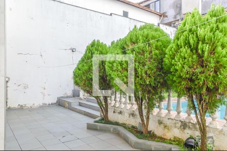 Casa à venda com 500m², 4 quartos e 6 vagas Casa à venda com 500m², 4 quartos e 6 vagasQuintal