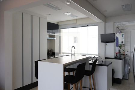 Apartamento à venda com 112m², 2 quartos e 2 vagascozinha