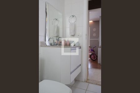 Apartamento à venda com 112m², 2 quartos e 2 vagasBanheiro Corredor