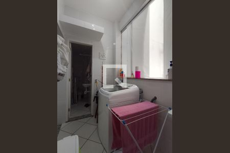 Apartamento à venda com 126m², 3 quartos e 2 vagas Apartamento à venda com 126m², 3 quartos e 2 vagasÁrea de Serviço