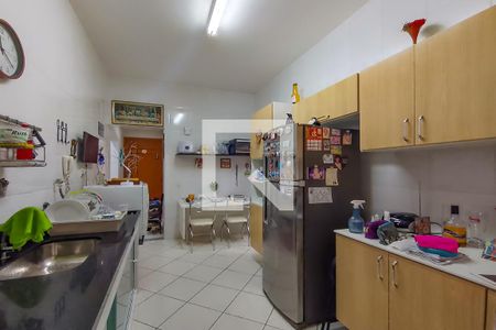 Apartamento à venda com 126m², 3 quartos e 2 vagas Apartamento à venda com 126m², 3 quartos e 2 vagasCozinha