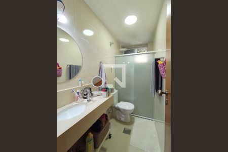 Apartamento à venda com 126m², 3 quartos e 2 vagas Apartamento à venda com 126m², 3 quartos e 2 vagasBanheiro Quarto 3 - Suíte