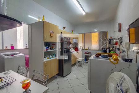 Apartamento à venda com 126m², 3 quartos e 2 vagas Apartamento à venda com 126m², 3 quartos e 2 vagasCozinha