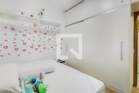 Apartamento à venda com 126m², 3 quartos e 2 vagas Apartamento à venda com 126m², 3 quartos e 2 vagasQuarto 2
