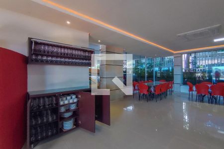 Apartamento à venda com 126m², 3 quartos e 2 vagas Apartamento à venda com 126m², 3 quartos e 2 vagasÁrea comum - Salão de festas