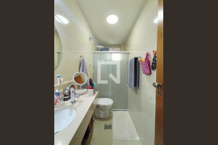 Apartamento à venda com 126m², 3 quartos e 2 vagas Apartamento à venda com 126m², 3 quartos e 2 vagasBanheiro Quarto 3 - Suíte