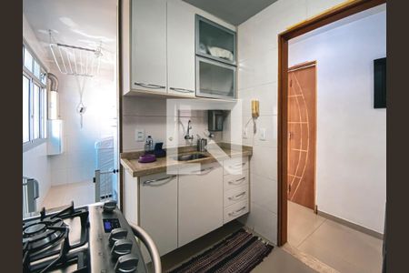 Apartamento à venda com 58m², 2 quartos e 1 vagaCozinha