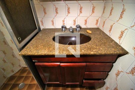 Casa à venda com 200m², 2 quartos e 2 vagasBanheiro 2