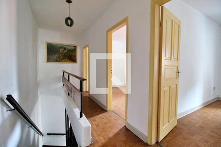 Casa à venda com 200m², 2 quartos e 2 vagasCorredor