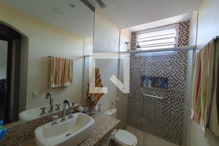 Apartamento à venda com 305m², 4 quartos e 2 vagasBanheiro da Suíte 