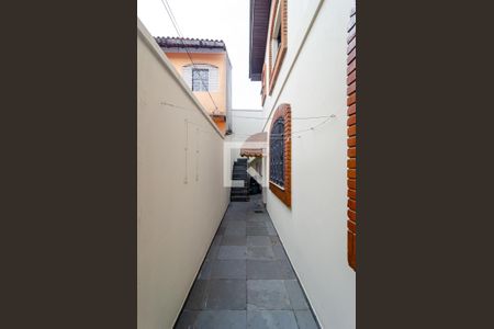 Casa à venda com 167m², 3 quartos e 2 vagasCorredor Externo