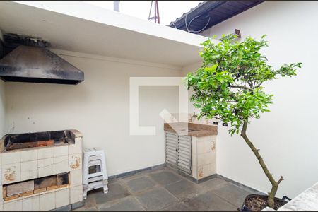 Casa à venda com 167m², 3 quartos e 2 vagasChurrasqueira