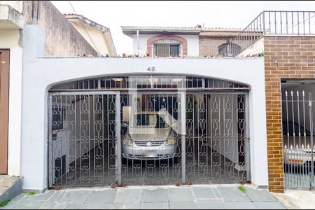 Casa à venda com 167m², 3 quartos e 2 vagasFachada