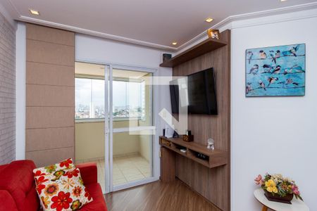 Sala de Estar de apartamento à venda com 3 quartos, 68m² em Vila Bertioga, São Paulo