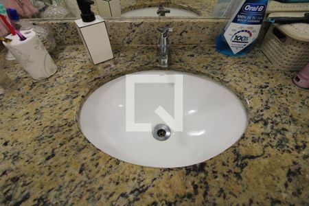 Apartamento à venda com 100m², 4 quartos e 2 vagasBanheiro Social