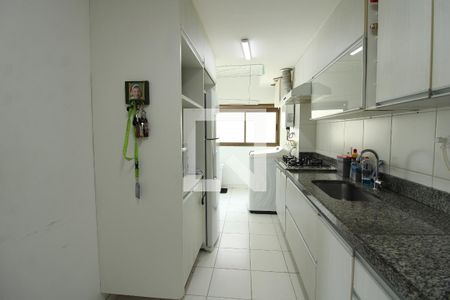Apartamento à venda com 100m², 4 quartos e 2 vagasCozinha