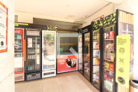 Apartamento à venda com 100m², 4 quartos e 2 vagasÁrea comum - Mercadinho