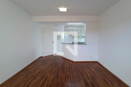 Sala de apartamento para alugar com 3 quartos, 54m² em Vila Mazzei, São Paulo