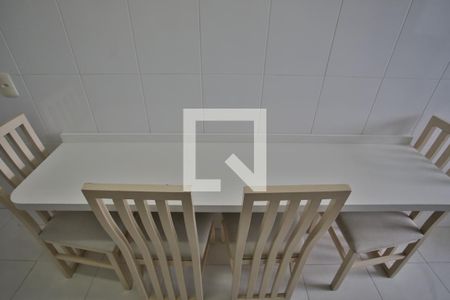 Apartamento para alugar com 89m², 2 quartos e 2 vagasCozinha