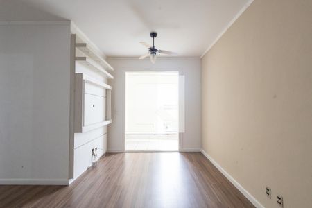 Sala de apartamento para alugar com 3 quartos, 66m² em Guaiaúna, São Paulo