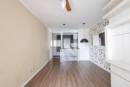 Sala de apartamento para alugar com 3 quartos, 66m² em Guaiaúna, São Paulo