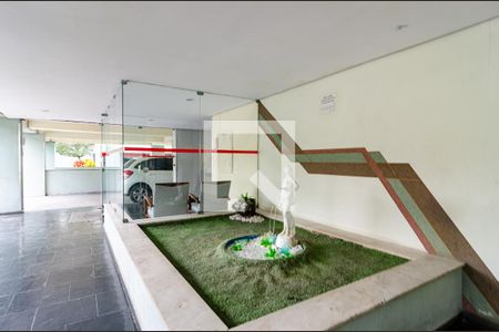 Apartamento à venda com 58m², 2 quartos e 2 vagas Apartamento à venda com 58m², 2 quartos e 2 vagasEntrada