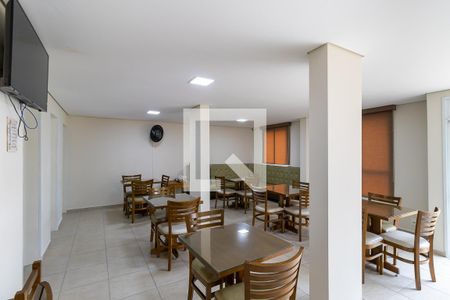 Apartamento à venda com 68m², 3 quartos e 2 vagas Apartamento à venda com 68m², 3 quartos e 2 vagasÁrea comum - Salão de festas