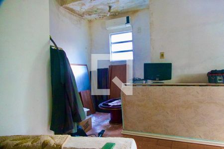 Casa à venda com 300m², 6 quartos e 2 vagas Casa à venda com 300m², 6 quartos e 2 vagasSuíte anexo