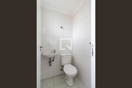 Apartamento para alugar com 74m², 3 quartos e 2 vagas Apartamento para alugar com 74m², 3 quartos e 2 vagasBanheiro de Serviço