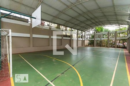 Apartamento para alugar com 74m², 3 quartos e 2 vagas Apartamento para alugar com 74m², 3 quartos e 2 vagasÁrea comum - Quadra coberta