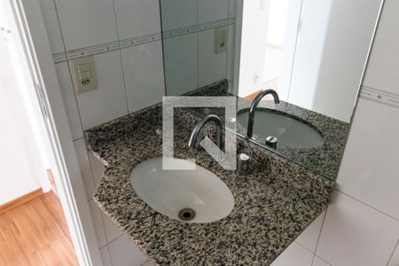 Apartamento para alugar com 74m², 3 quartos e 2 vagas Apartamento para alugar com 74m², 3 quartos e 2 vagasBanheiro Social