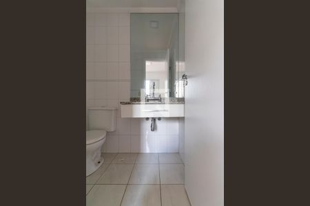 Apartamento para alugar com 74m², 3 quartos e 2 vagas Apartamento para alugar com 74m², 3 quartos e 2 vagasBanheiro da Suíte