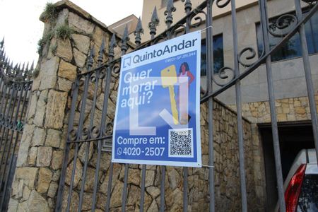 Casa à venda com 250m², 2 quartos e 3 vagasPlaquinha