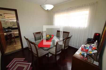 Casa à venda com 250m², 2 quartos e 3 vagasSala de Jantar