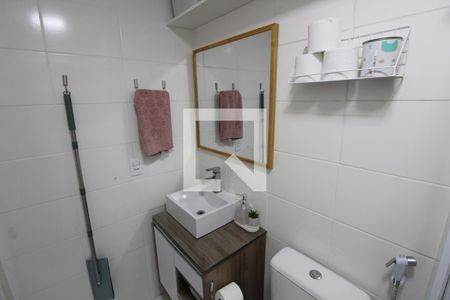 Banheiro de apartamento à venda com 2 quartos, 40m² em Sítio da Figueira, São Paulo