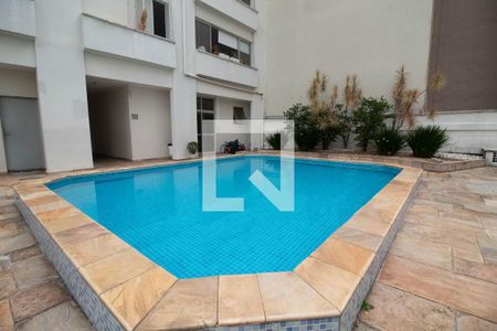 Apartamento à venda com 110m², 3 quartos e 1 vaga Apartamento à venda com 110m², 3 quartos e 1 vagaÁrea comum - Piscina